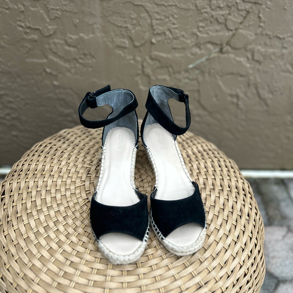 Com & Sens black wedges